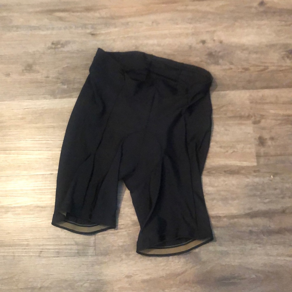 Men’s black biker shorts
